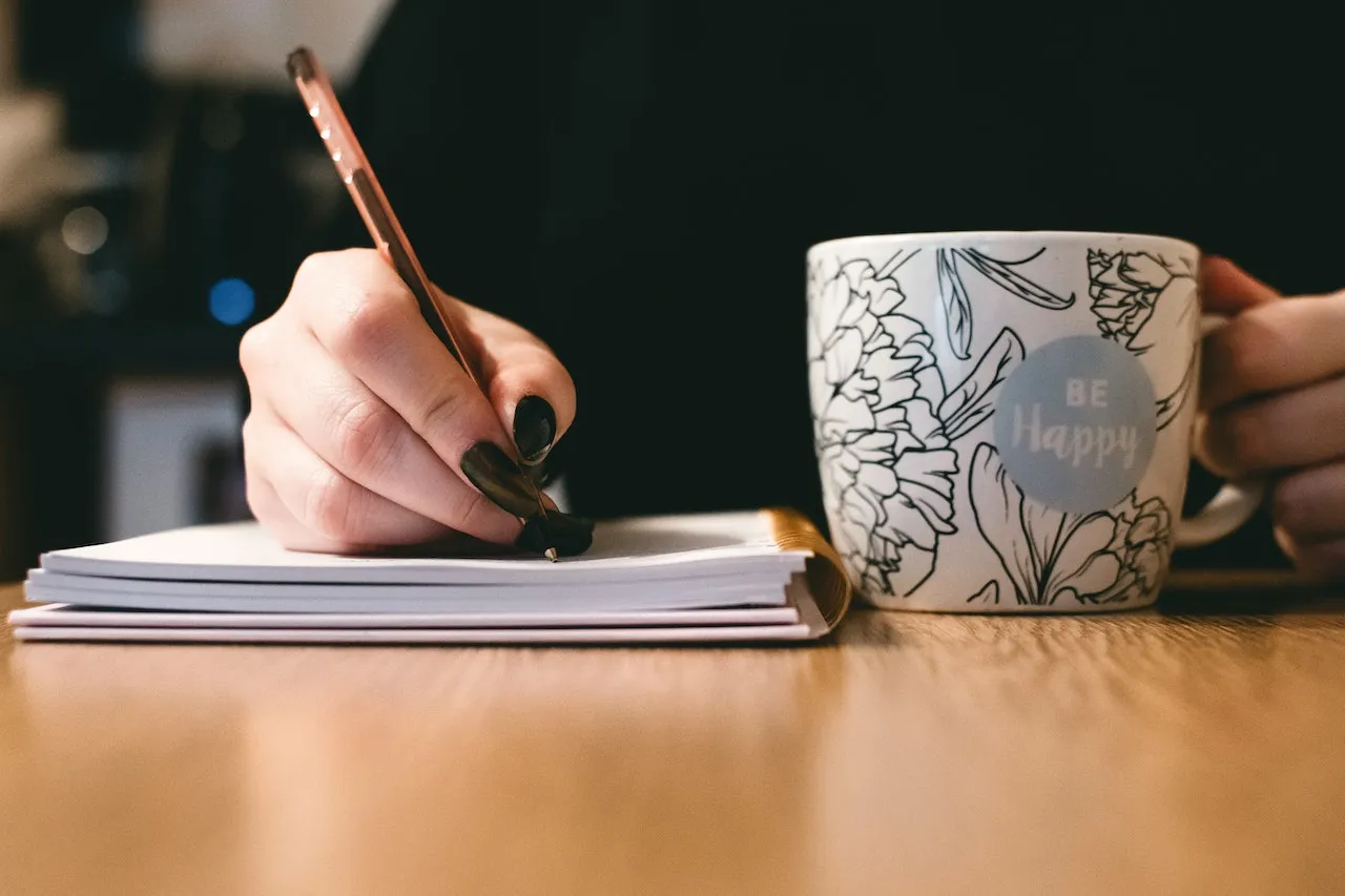 6 Conseils Essentiels pour Rédiger une Offre d'Emploi Attractive
